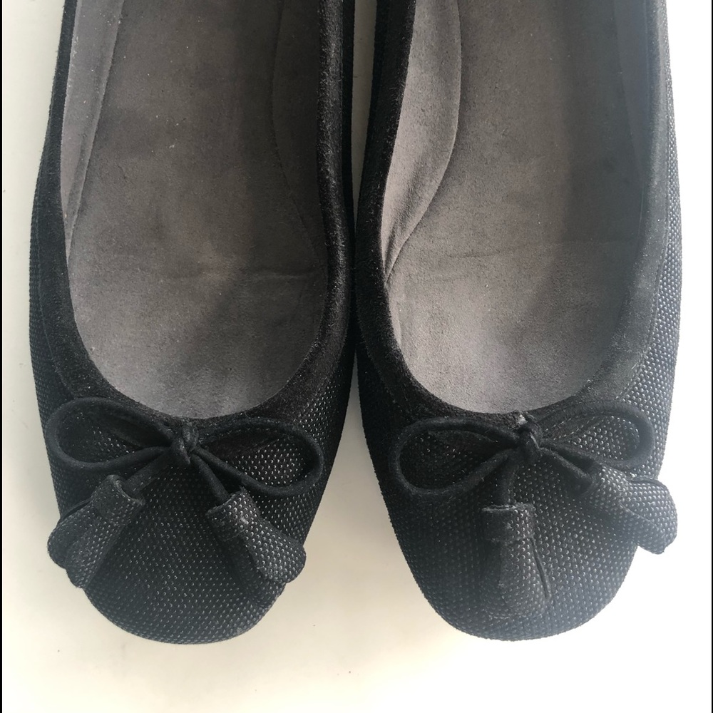 Stuart Weitzman Black Tulipbow Flats